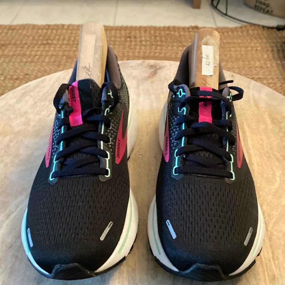 Brooks Ghost 14 Women's Black Running Shoes 1203561B013 Sneakers - Size 9 US.